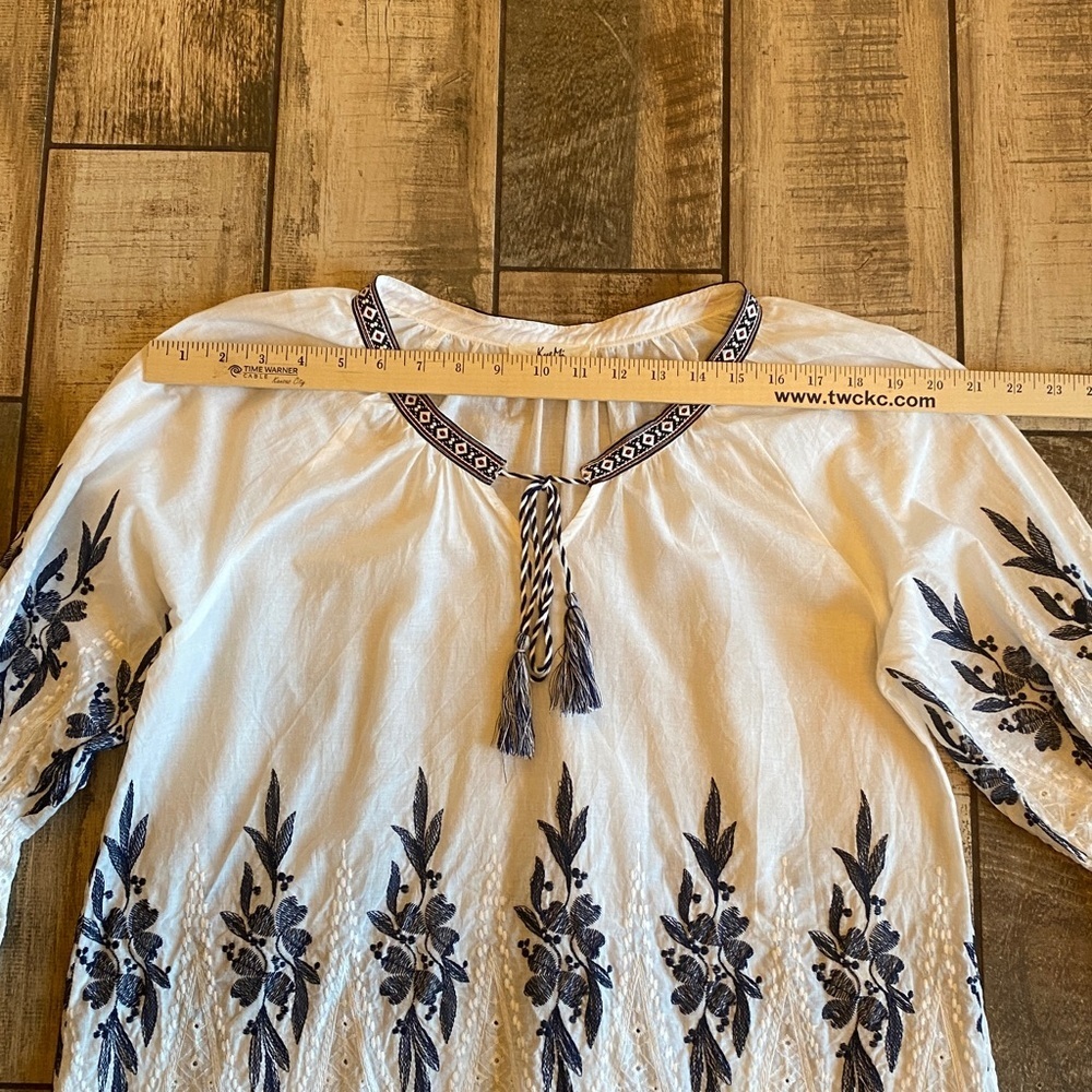 Key Mi White Blouse with Navy and white Embroidery - Picture 7 of 11